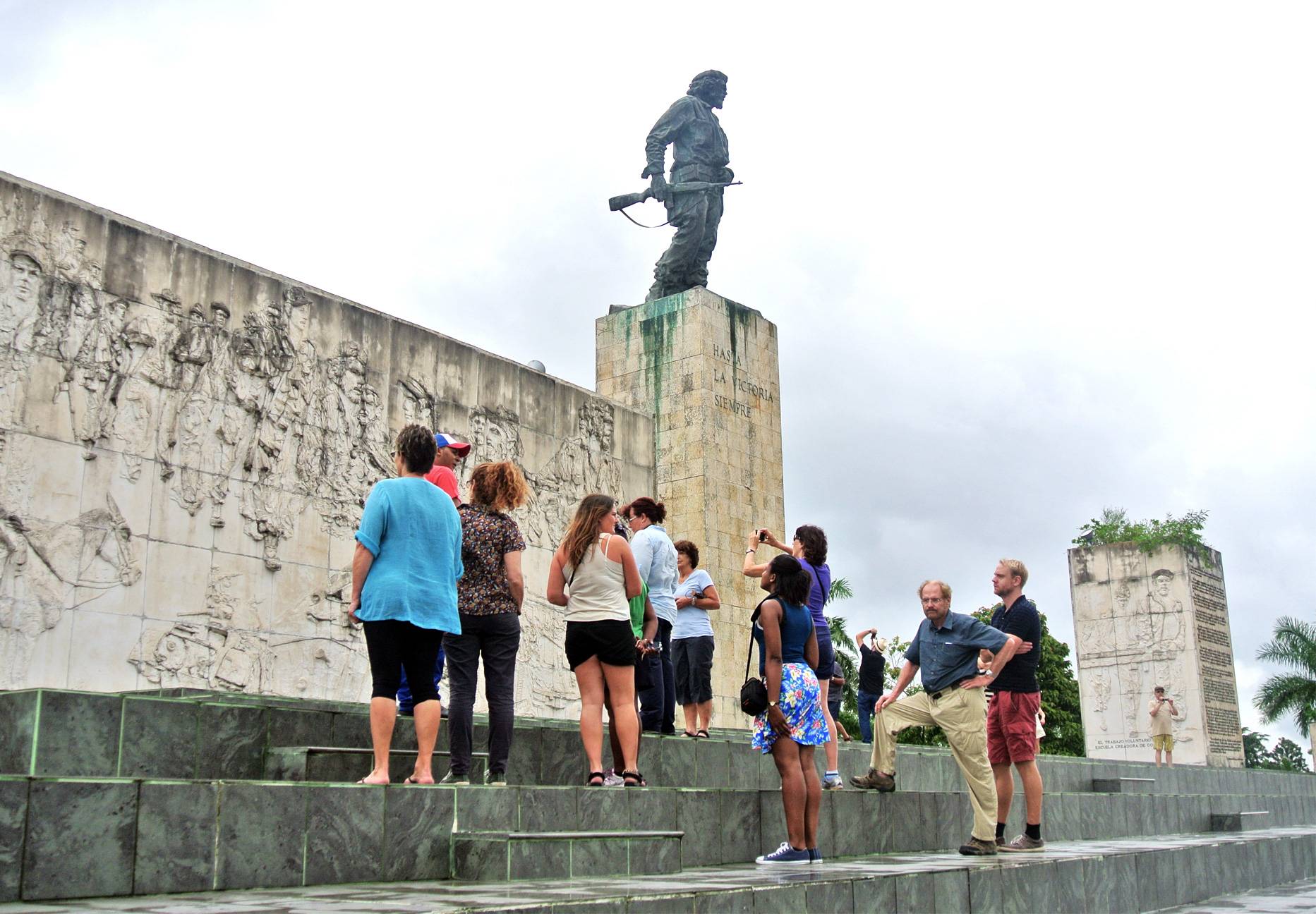 Large bronze Che Guevara statue