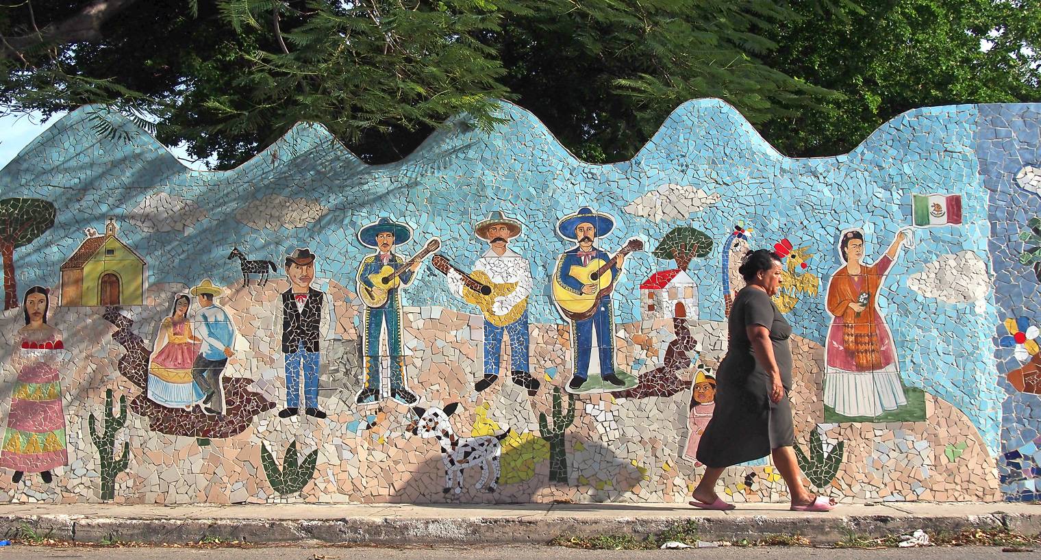 Murals Mosaics Havana Street Art Tour   Murals 8 